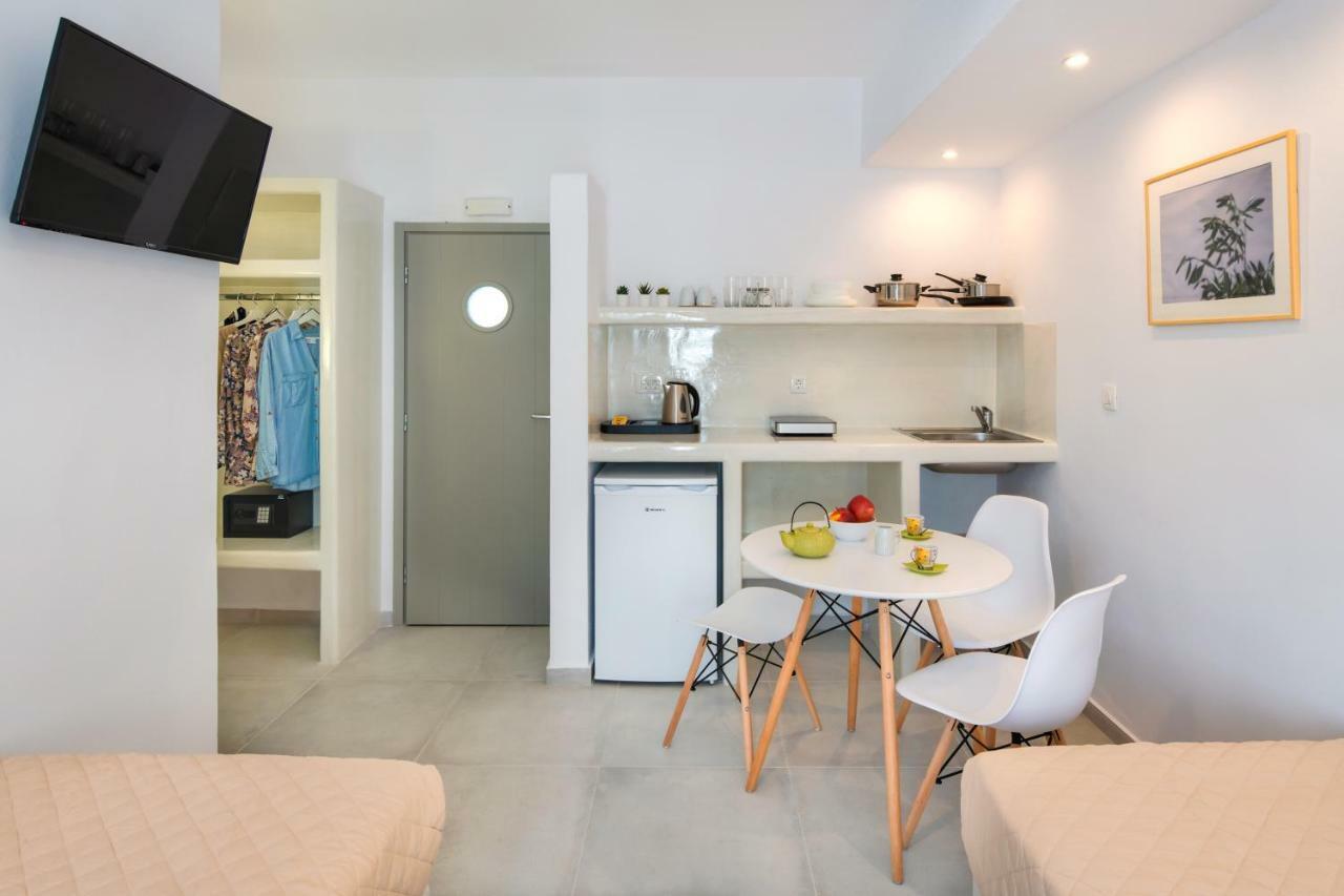 Olive Tree Suites Fira  Ngoại thất bức ảnh