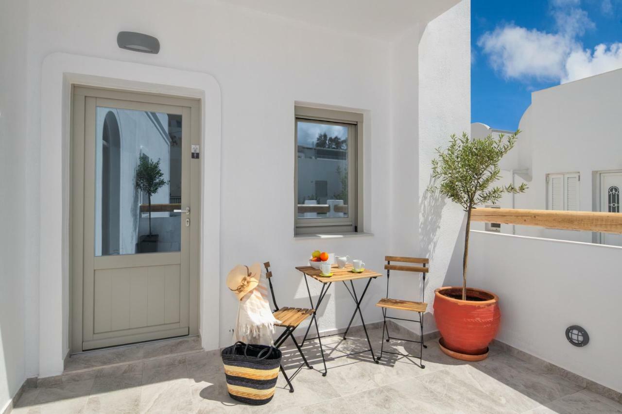 Olive Tree Suites Fira  Ngoại thất bức ảnh