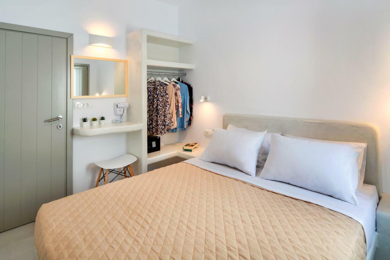 Olive Tree Suites Fira  Ngoại thất bức ảnh