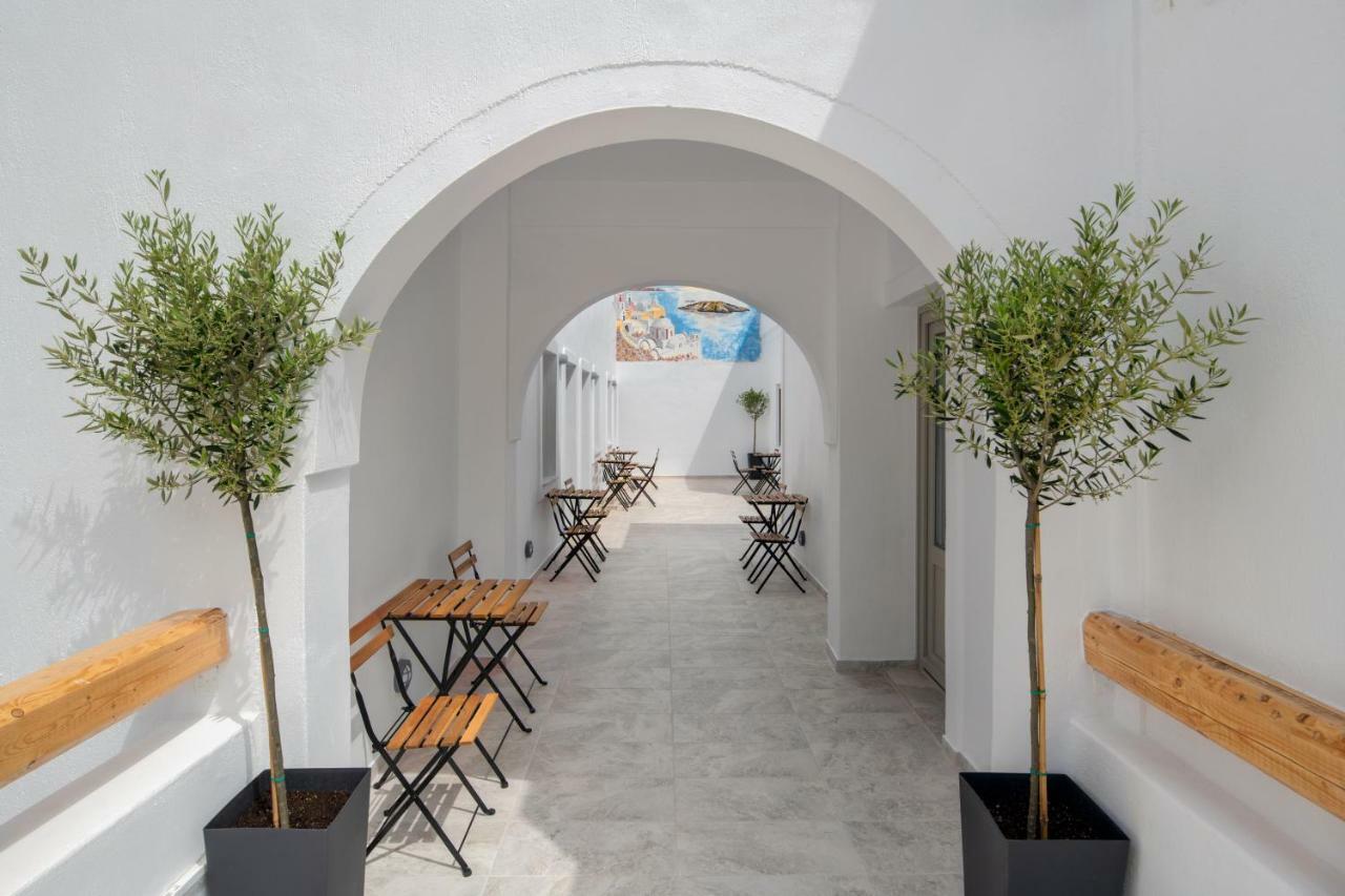 Olive Tree Suites Fira  Ngoại thất bức ảnh